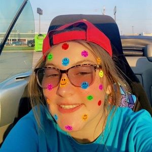 Meet your Posher, Nikki